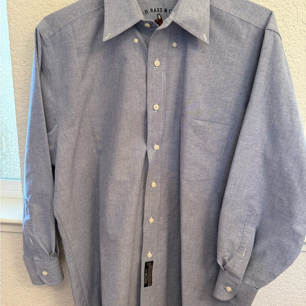 G.H. Bass & Co. 💯 % Cotton Light Blue Weejun Oxford  Shirt Button Down Collar - Picture 11 of 17